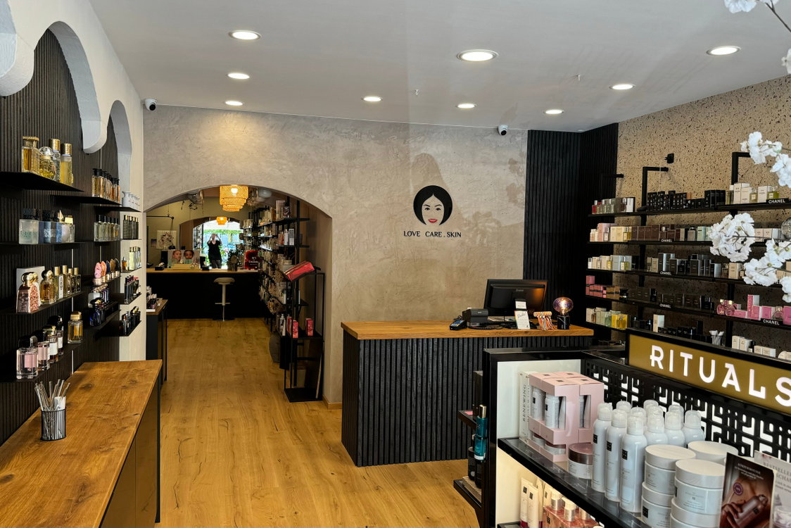 Love Care Skin by Parfümerie Bergner title image
