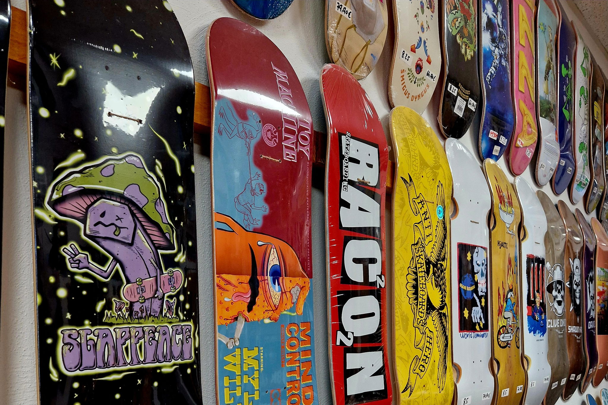 Slappys Local Skateshop