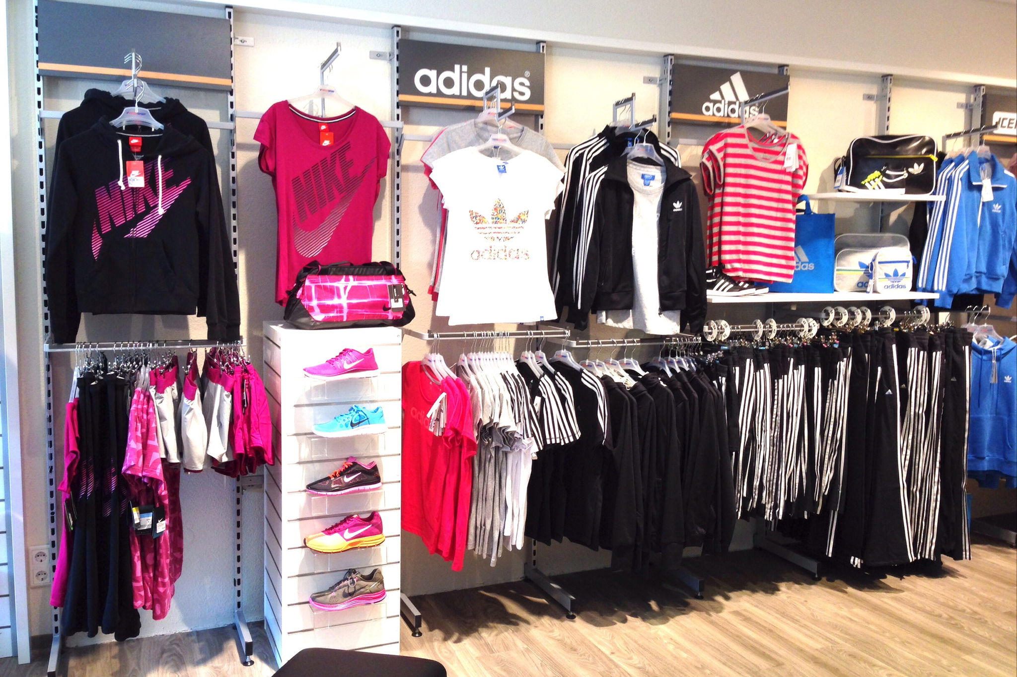 Obermann GmbH, Schuhe + Sport