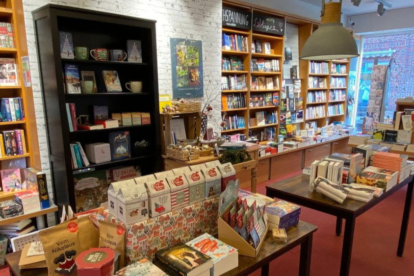 Buchhandlung Lesezeichen Zeven title image