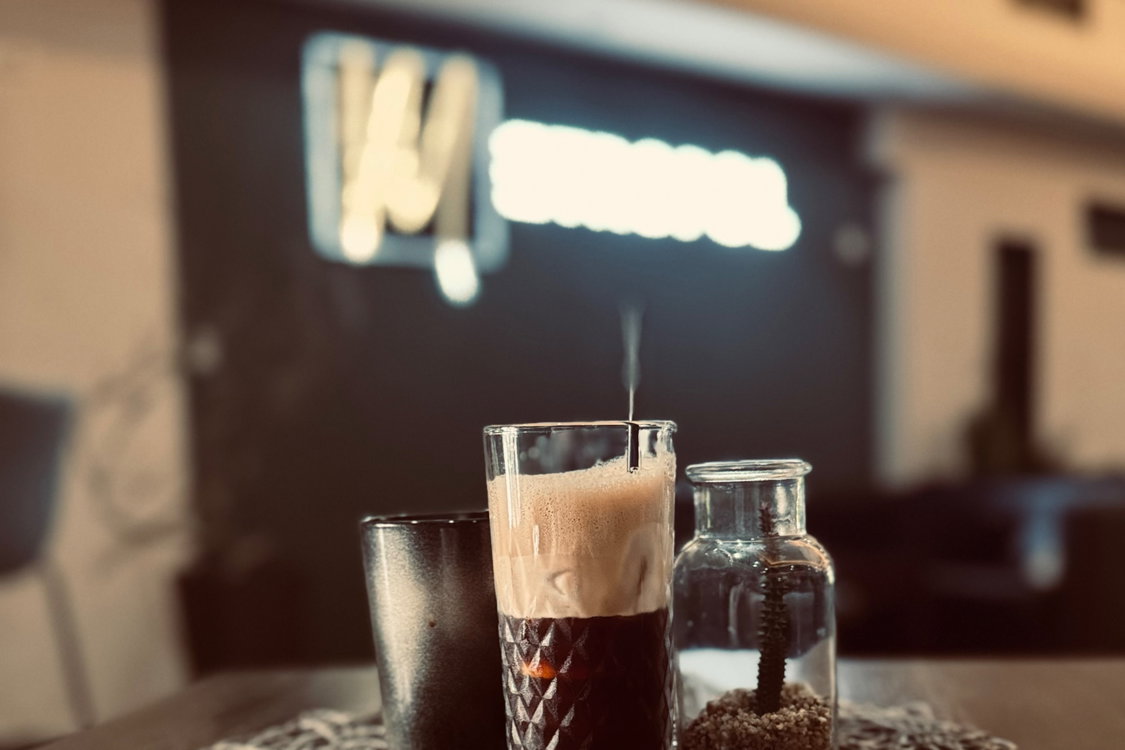 Cafe Bar Metropol title image